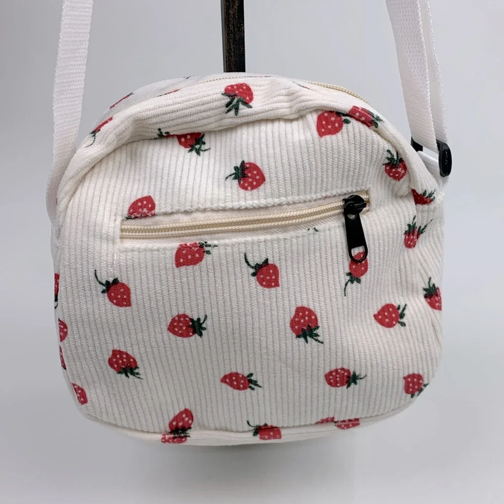 N/A strawberry print